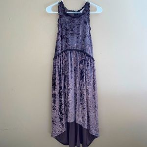 High-low velvet sleeveless dress